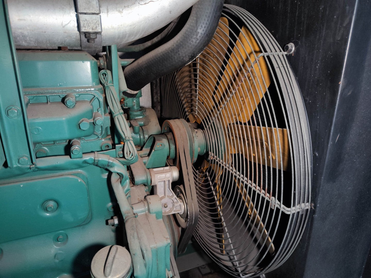 USED 200KVA VOLVO TAD730G GENSET @ 5VO200