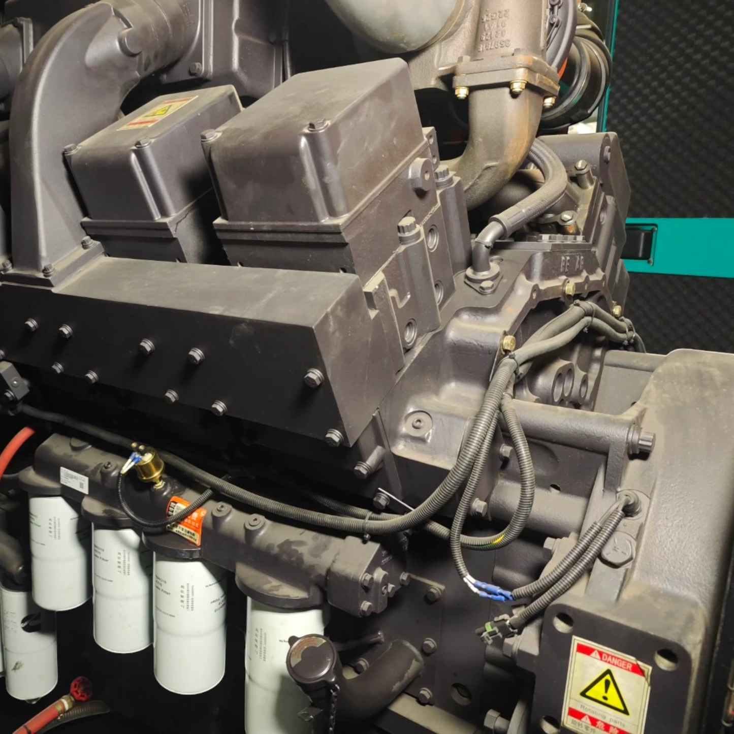 New 800kVA Cummins KTA38-G2B Genset @ 2CU800