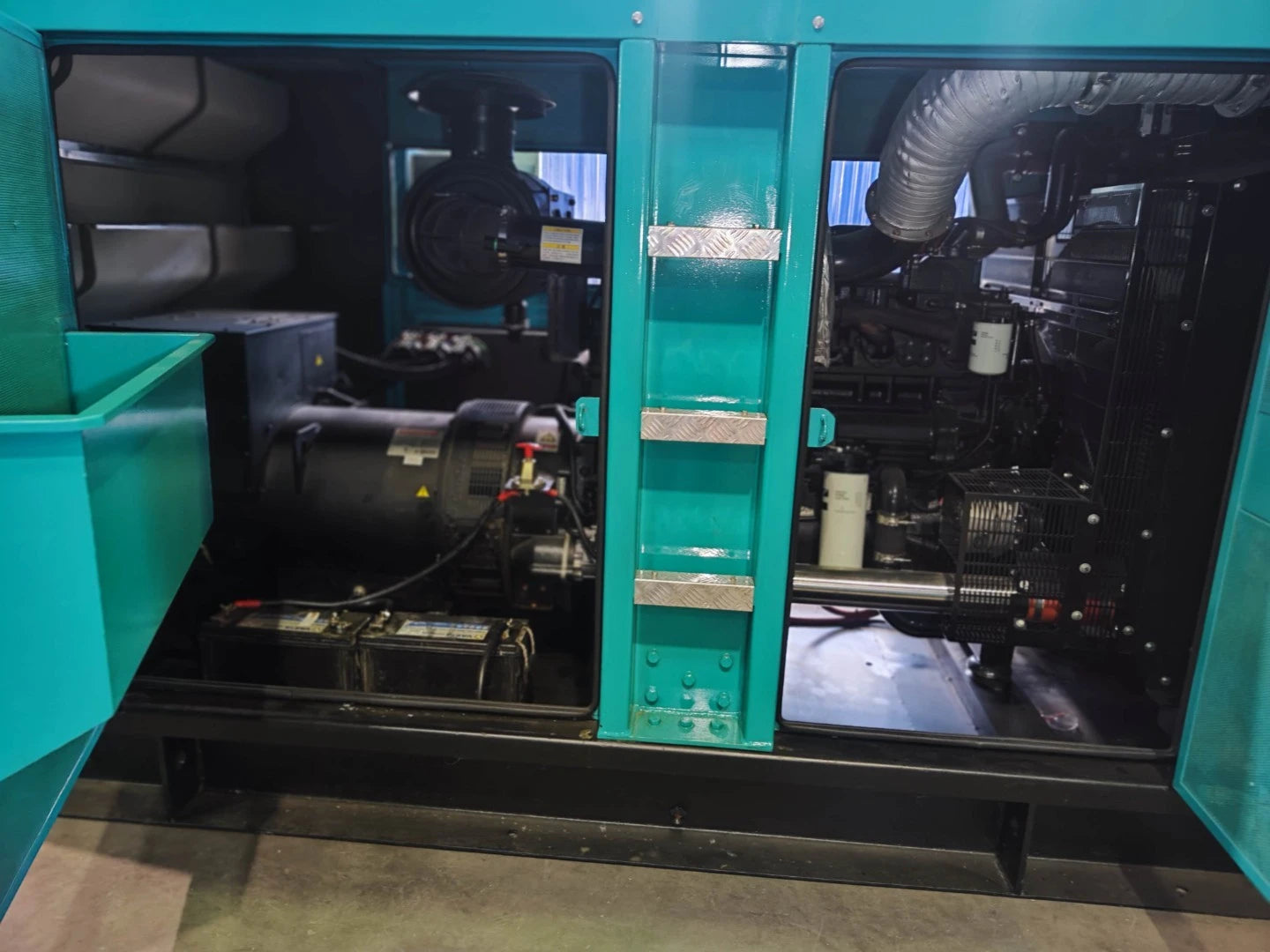 NEW 400KVA CUMMINS NTAA855-G7A GENSET @ 20CU400