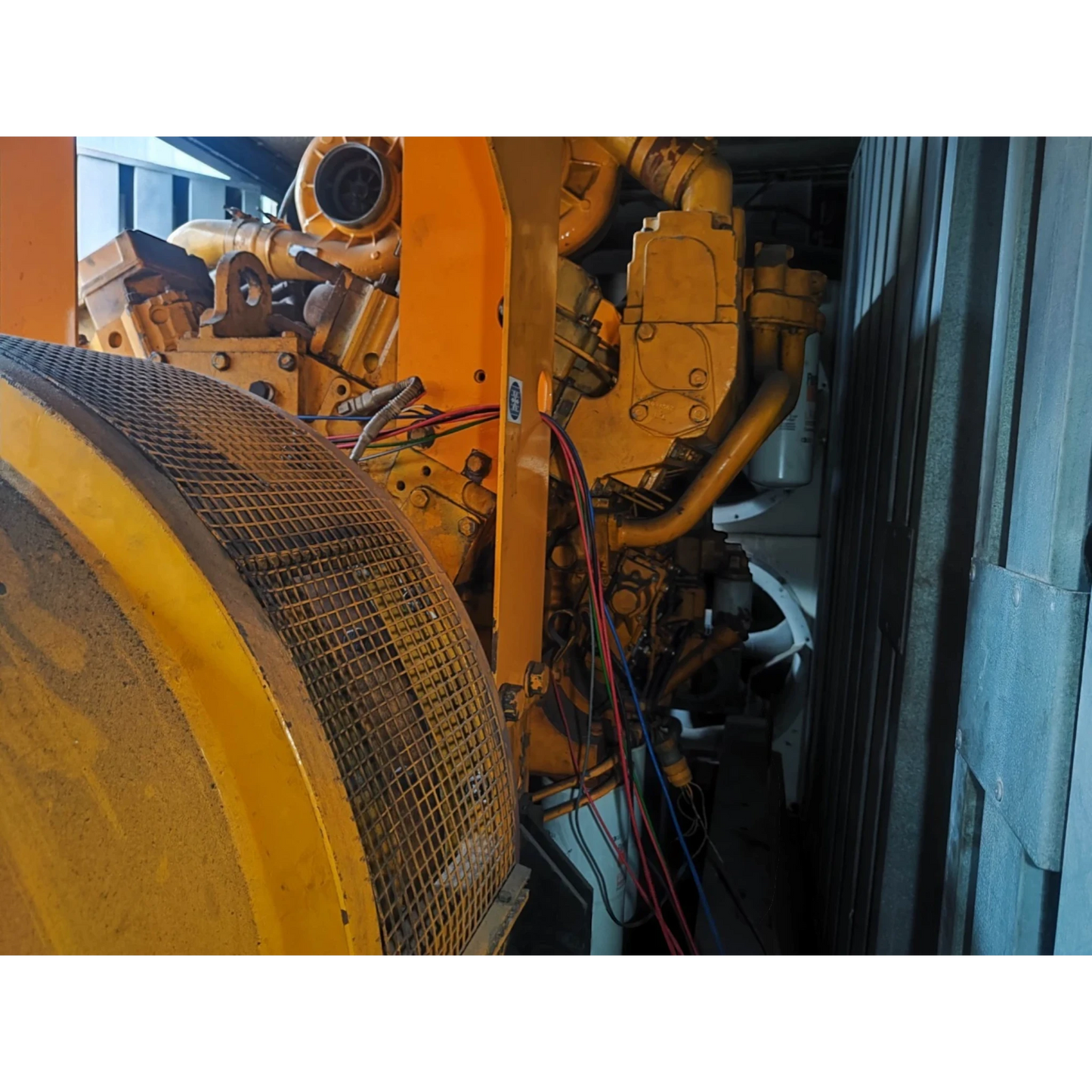 Used 1000kVA Cummins QST30-G4 Genset @ 9CU1000