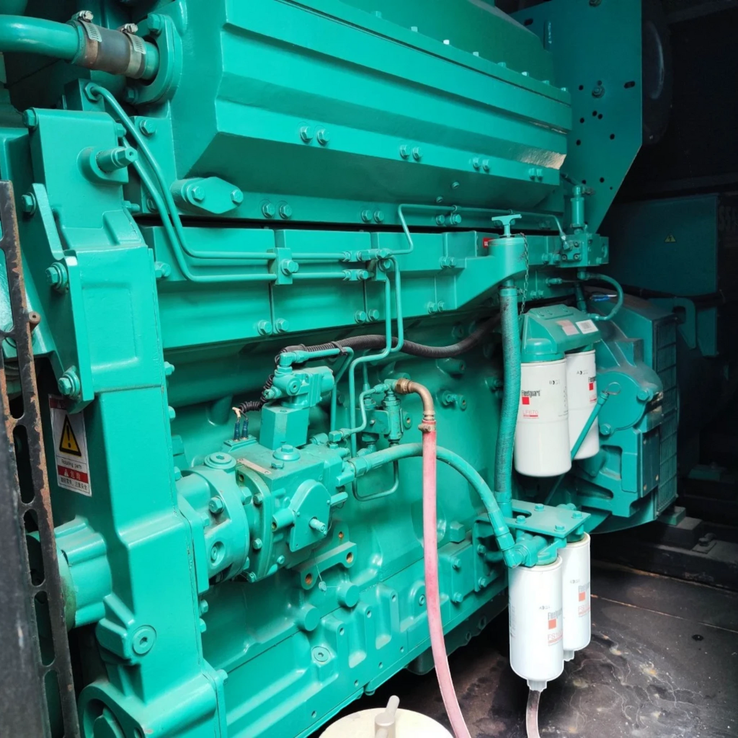Used 500kVA Cummins KTA19-G4 Genset @ 30CU500