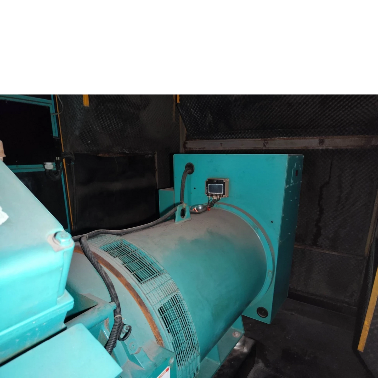Used 800kVA Cummins KTA38-G2B Genset @ 9CU800