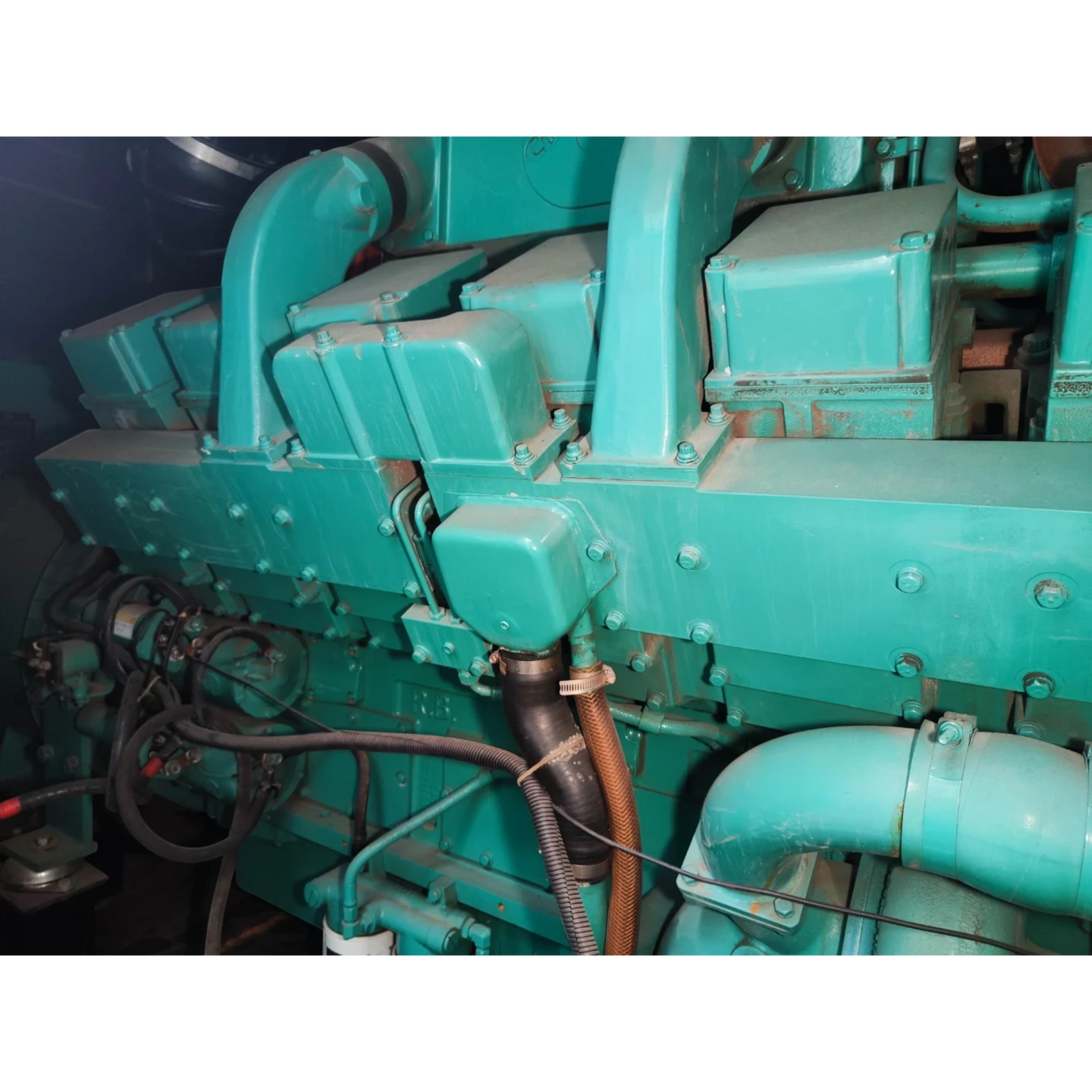 Used 800kVA Cummins KTA38-G2B Genset @ 9CU800