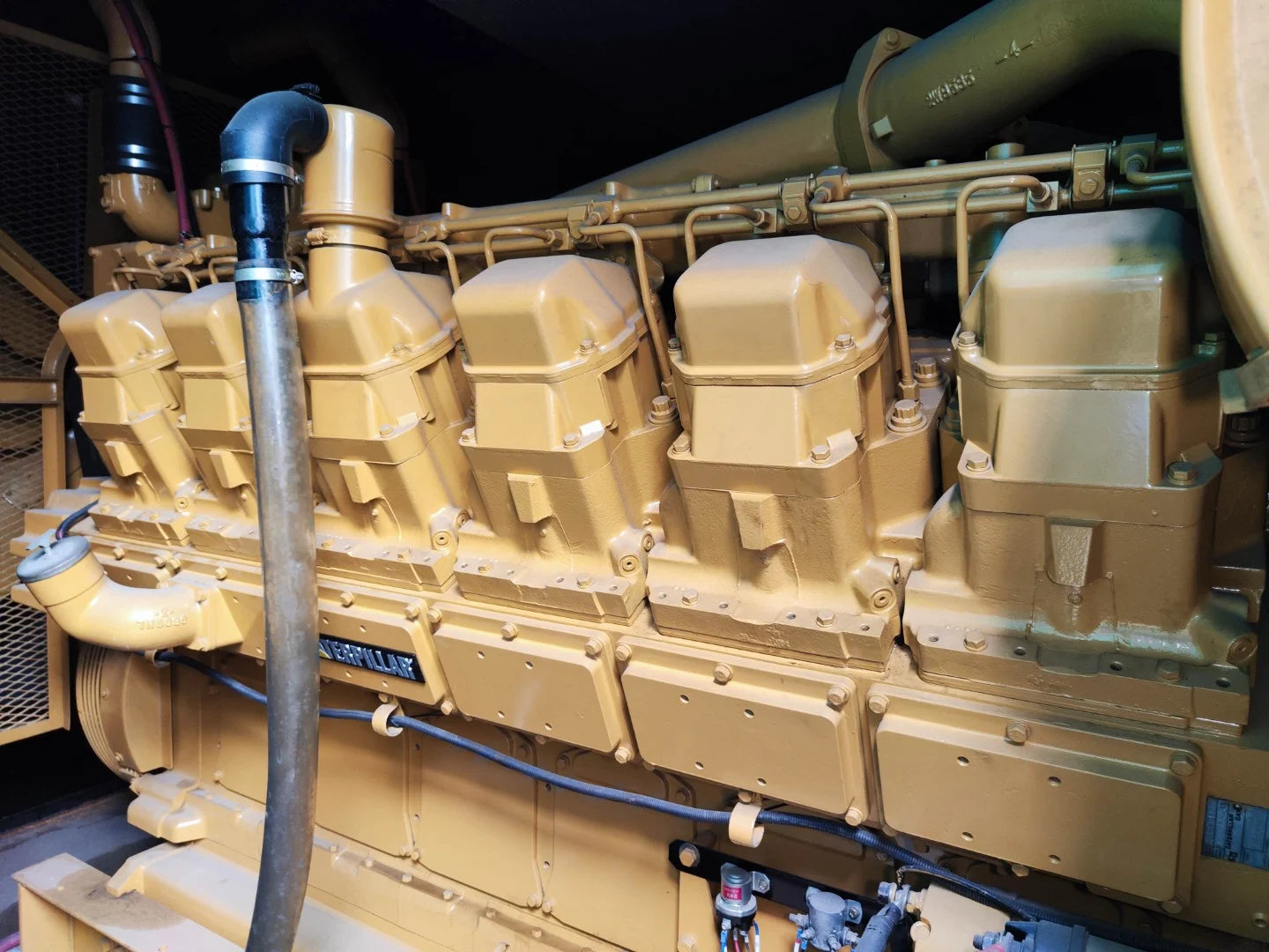 USED 1250KVA CATERPILLAR 3512-DITA GENSET @ 3CA1250
