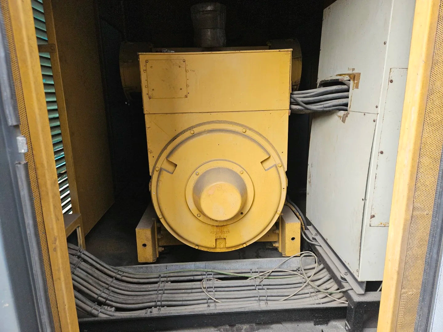 USED 1250KVA CATERPILLAR 3512-DITA GENSET @ 9CA1250