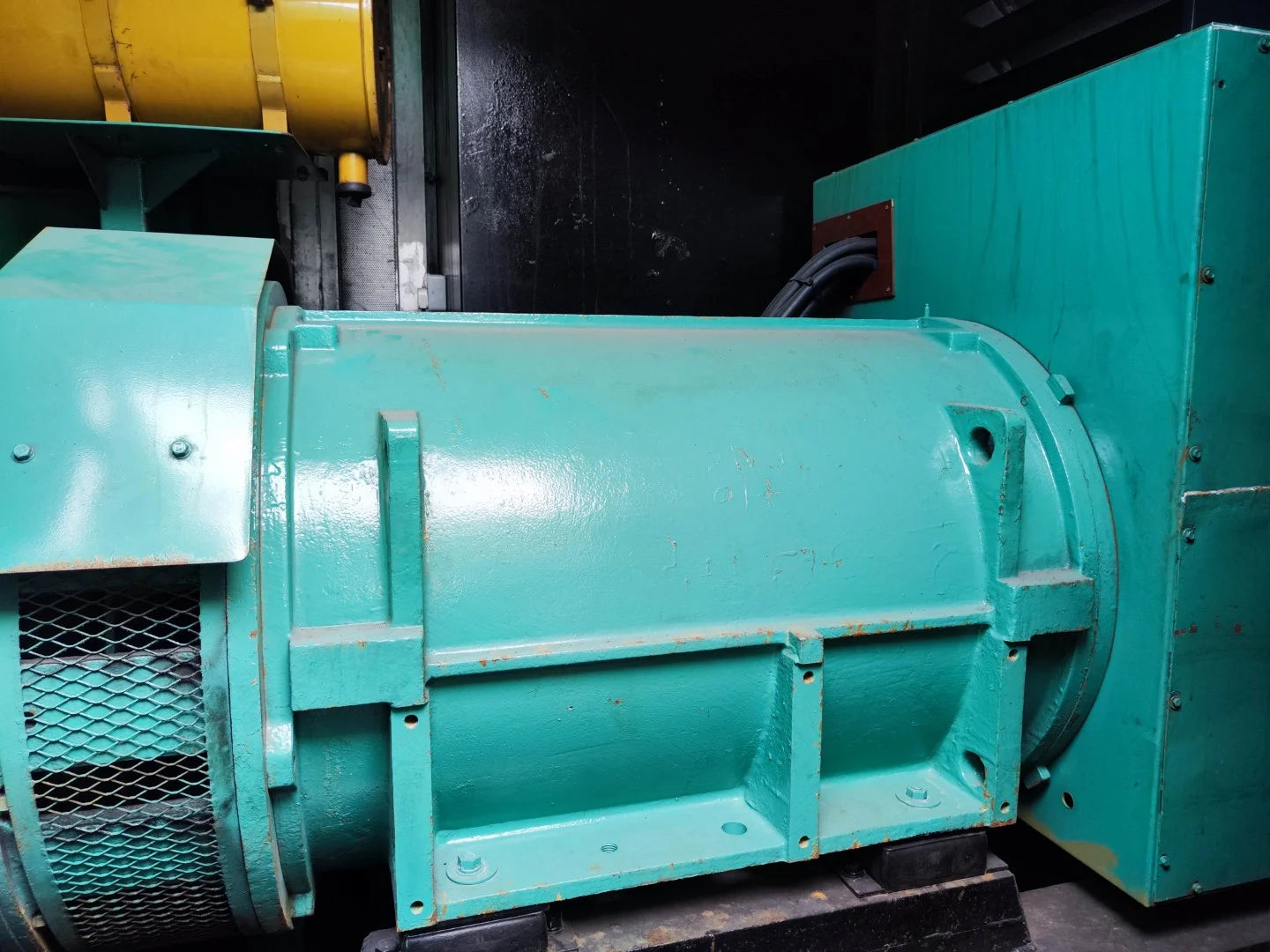 USED 1500KVA CUMMINS KTTA50-G2 GENSET @ 21CU1500