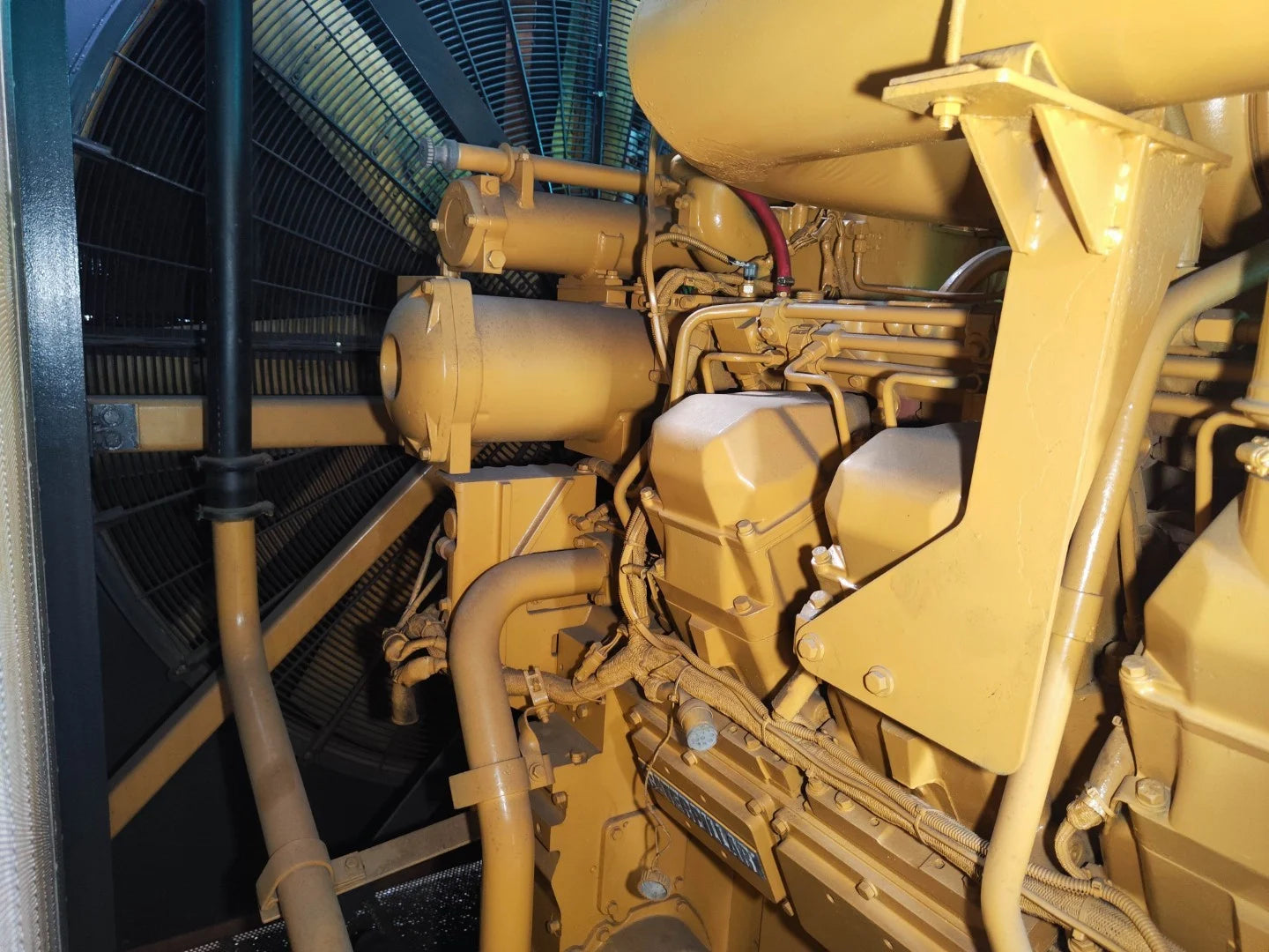 USED 2000KVA CATERPILLAR 3516B-DITA GENSET @ 5CA2000