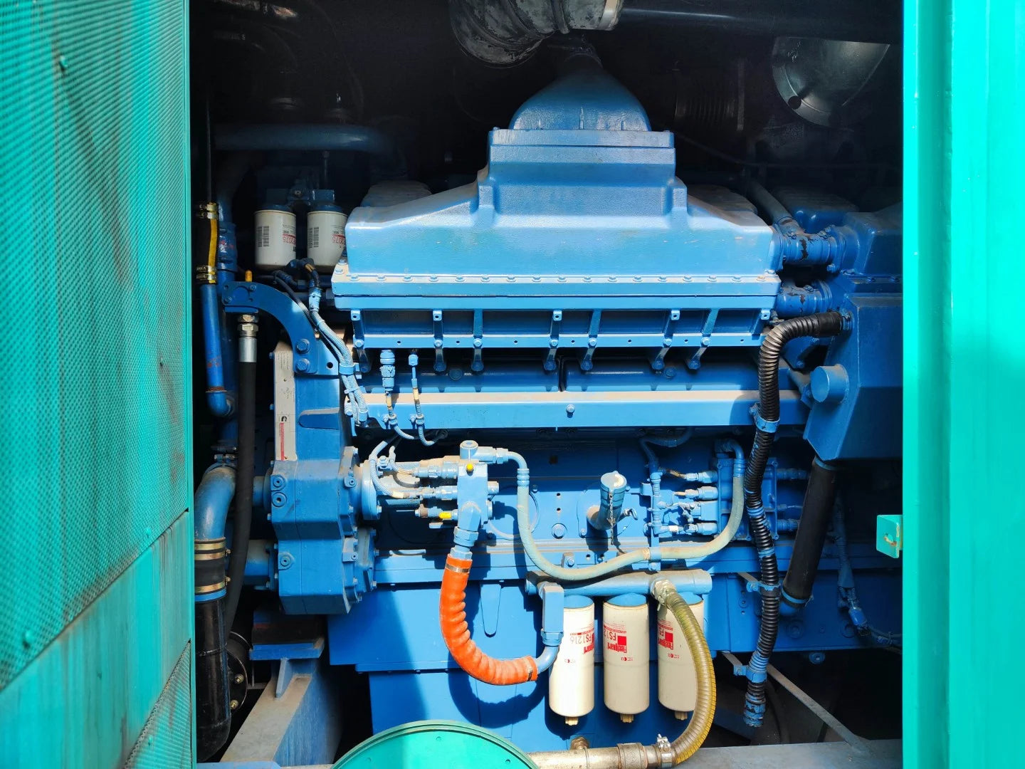 USED 2000KVA CUMMINS QSK60-G4 GENSET @ 4CU2000
