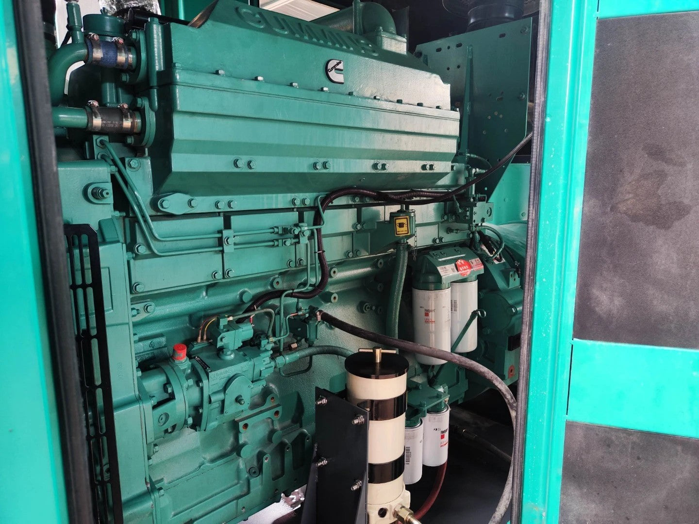 USED 500KVA CUMMINS KTA19-G4 GENSET @ 18CU500