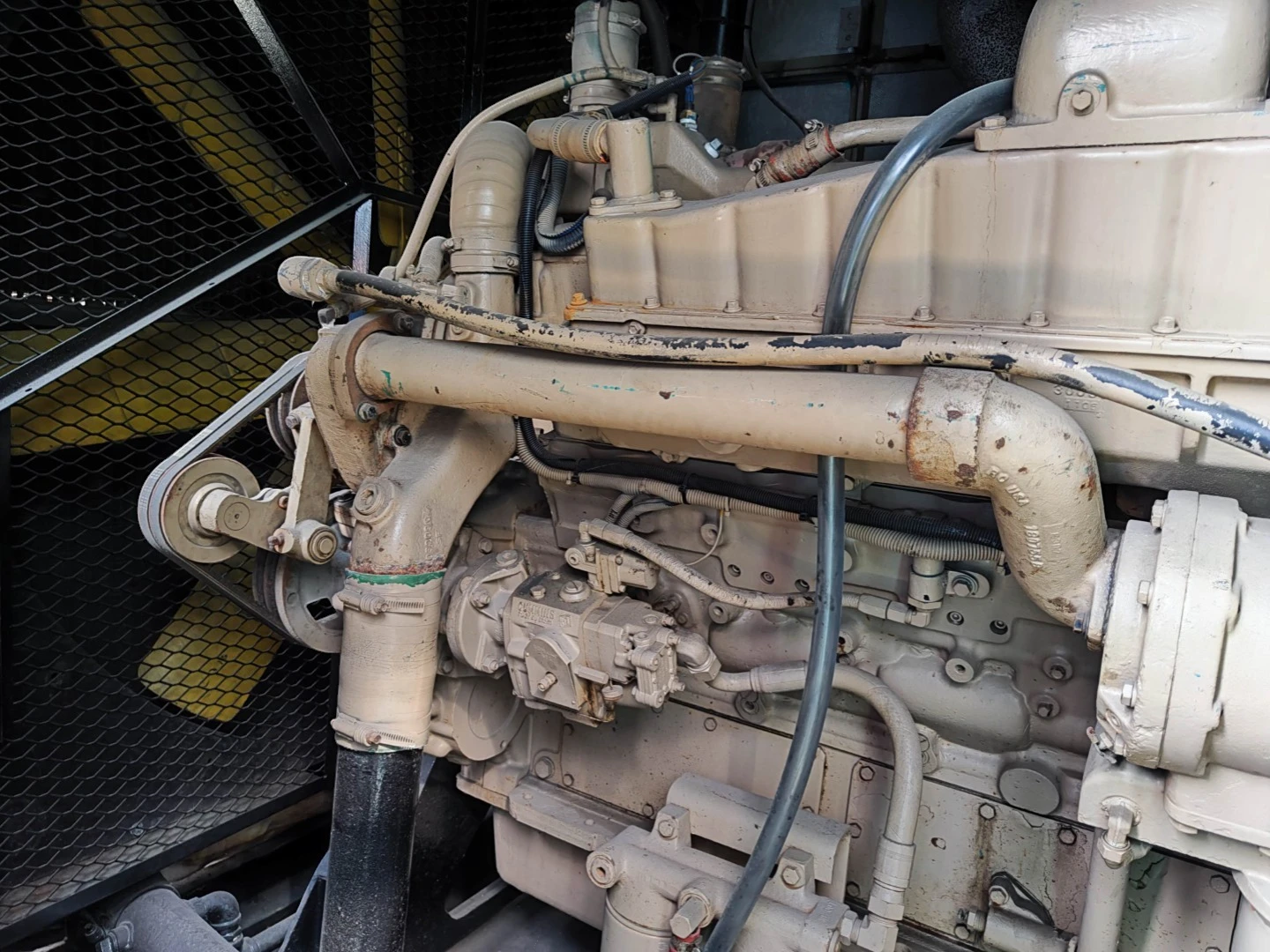 USED 600KVA CUMMINS VTA-28-G5 GENSET @ 4CU600