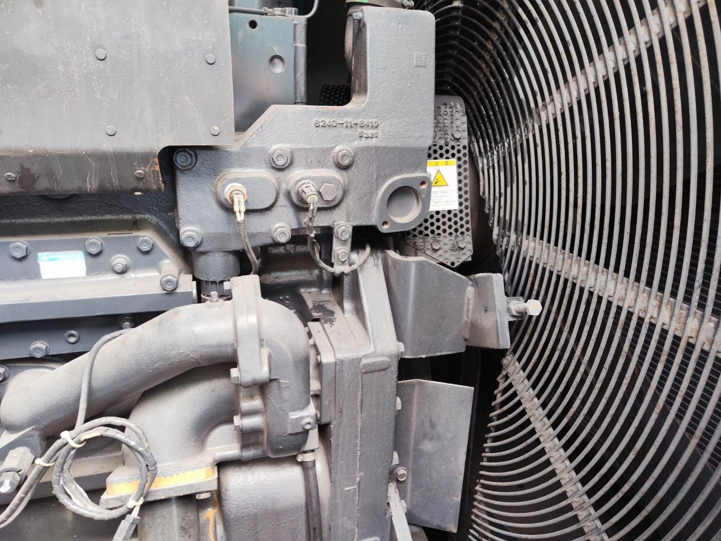 USED 800KVA KOMATSU SAA6D170E3 GENSET @ 10KO800