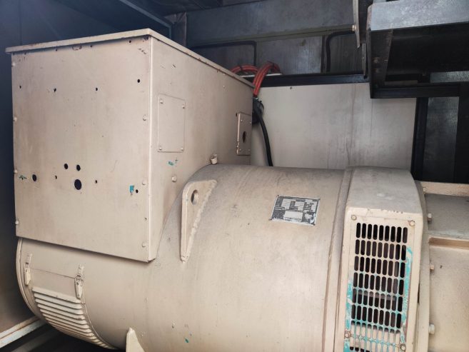 600kVA Cummins VTA-28-G5 Generator Set @ 4CU600